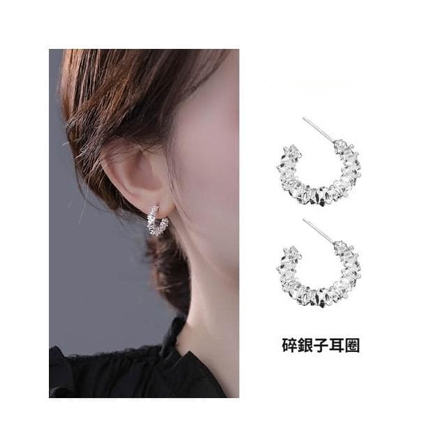 🎗飾間首飾鋪 925純銀針波光粼粼碎銀子耳環飾品女小眾設計氣質時尚首飾耳釘高級感耳飾