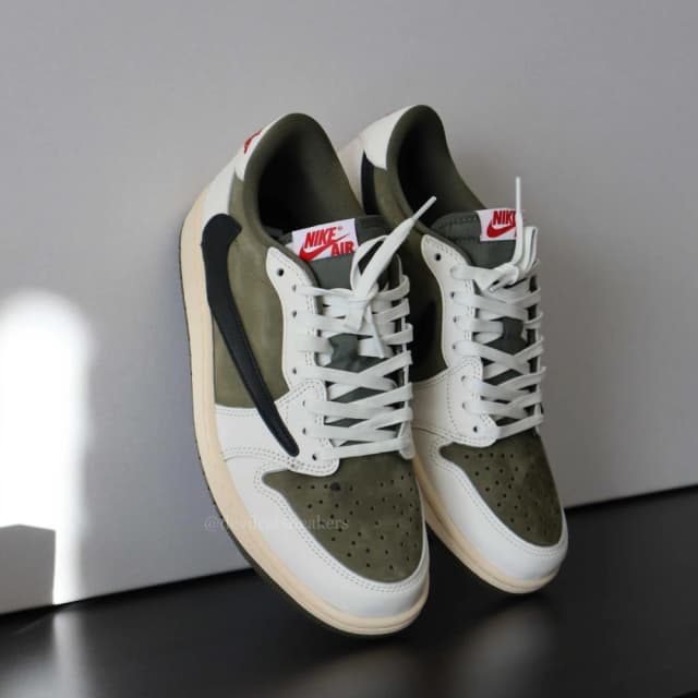 【NIKE 耐吉】Air Jordan1 Lowx Travis Scott "Medium Olive"倒勾 橄欖綠 男鞋 女鞋 休閒鞋