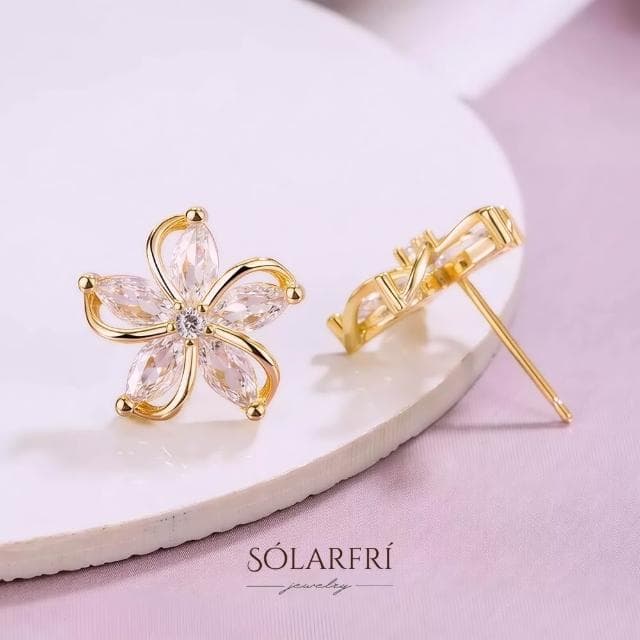 【SOLARFRi】銀針耳環｜優選親膚材質配戴舒適 附品牌禮盒包裝 閨蜜生日情人節女友母親老婆聖誕禮物