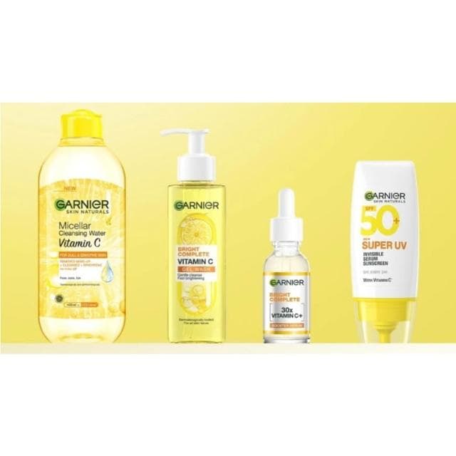 GARNIER 保養品系列 透亮系列 保養品 臉部保養 保濕 透亮 光滑 日常使用 乳霜 精華液 洗面乳 KBT462