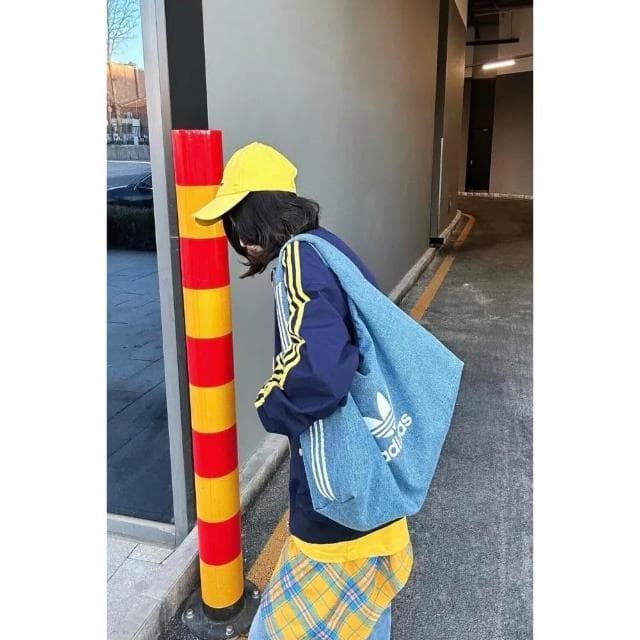 【adidas 愛迪達】Adidas Originals logo 大容量 雲朵包 手提包 小錢包 牛仔黑 牛仔藍