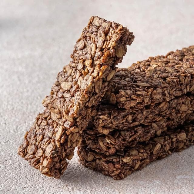 【GRANOLA GAGA 穀卡卡】燕麥棒26gx6入盒裝 (日月潭紅茶;蛋白棒/營養棒/能量棒/高纖低卡/健康點心)