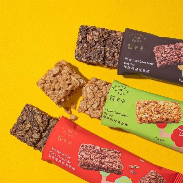 【GRANOLA GAGA 穀卡卡】燕麥棒26gx6入盒裝 (榛果可可/日月潭紅茶/蘋果肉桂;蛋白棒/營養棒/能量棒/高纖低卡/健康點心)