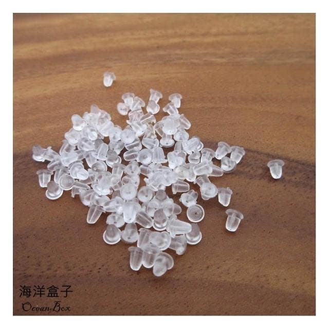 【海洋盒子】針式耳環使用。矽膠後扣一包約40-60對.每帳號限購兩組