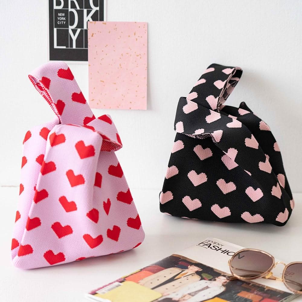 【AHUA 阿華有事嗎】AHUA阿華有事嗎 韓系包包 滿版愛心針織手提包 B0076 韓妞必備包 百搭配件 包包 袋子 手袋 肩包 日系