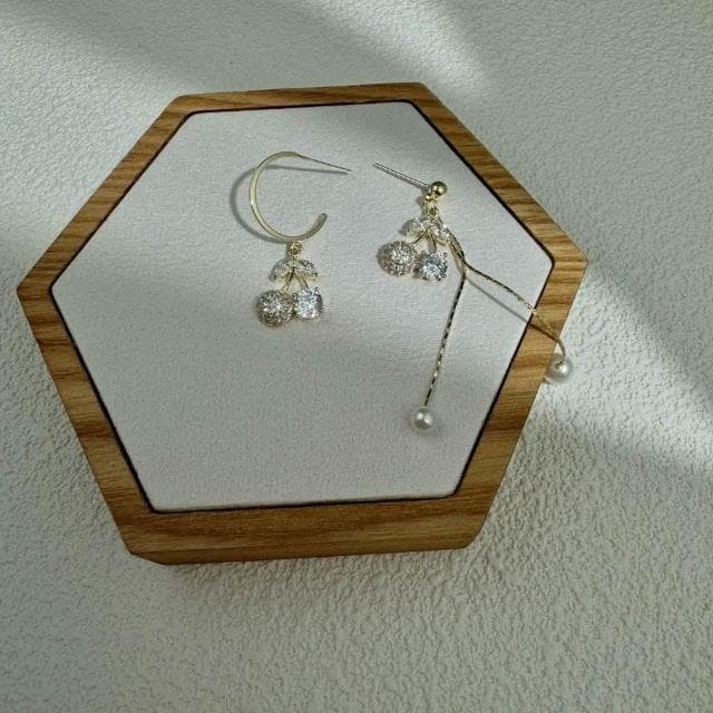 {遇見臻品}BG229不對稱櫻桃耳環顯臉瘦耳墜耳飾韓國時尚個性珍珠流行耳環耳飾耳墜仙氣森系超仙氣質長款復古石蝴蝶結耳環