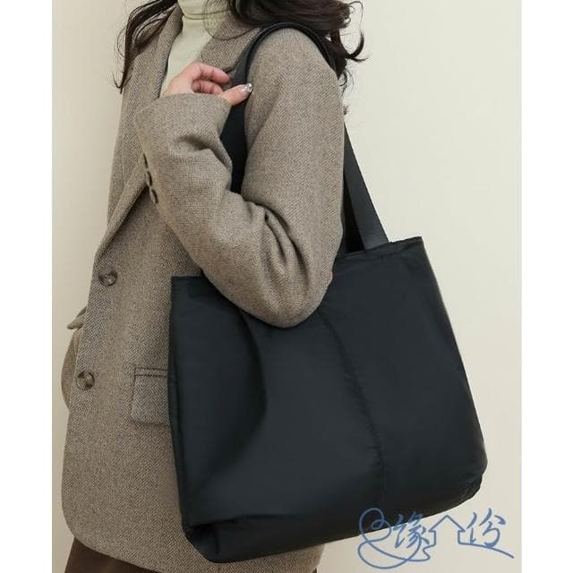 立體折紋大容量尼龍托特包 肩背包 手提包 手挽包 時尚包 單肩包 母親節禮物【緣份小屋】