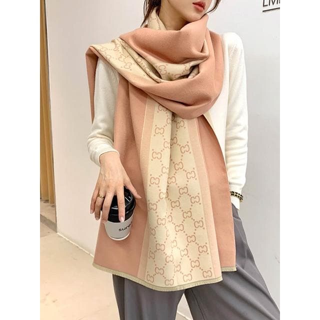 🎗飾間首飾鋪 卡其小眾圍巾女冬季大牌百搭披肩兩用高級感加厚保暖圍脖