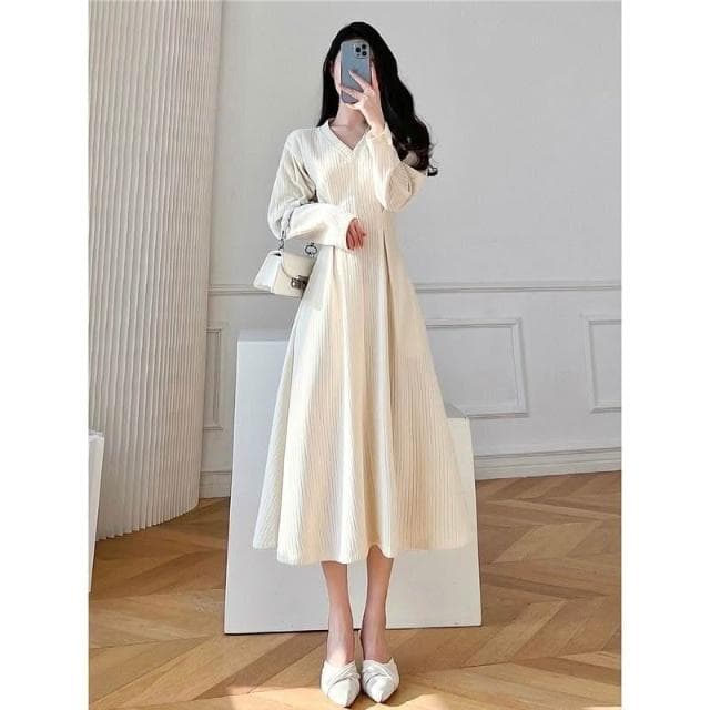 連衣裙女長裙洋裝裙子白色領赫本風法式連衣裙女2025春秋新款收腰顯瘦氣質女神範長裙a字長裙女約會生日禮服長款裙子女