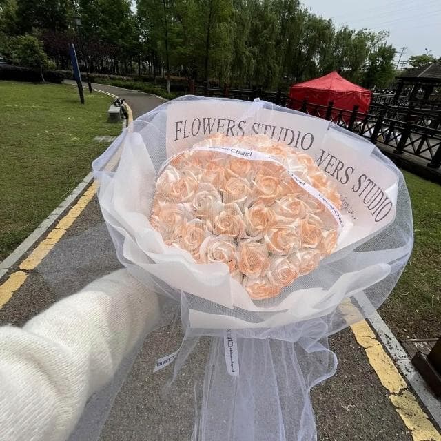 【望星願】碎冰藍 玫瑰花束 香皂仿真花 生日禮物 送女朋友 520七夕情人節 教師節 女生男友仿真生日禮物浪漫高級