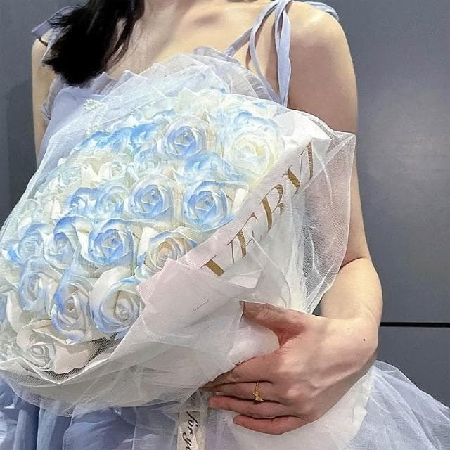 【望星願】碎冰藍 玫瑰花束 香皂仿真花 生日禮物 送女朋友 520七夕情人節 教師節 女生男友仿真生日禮物浪漫高級
