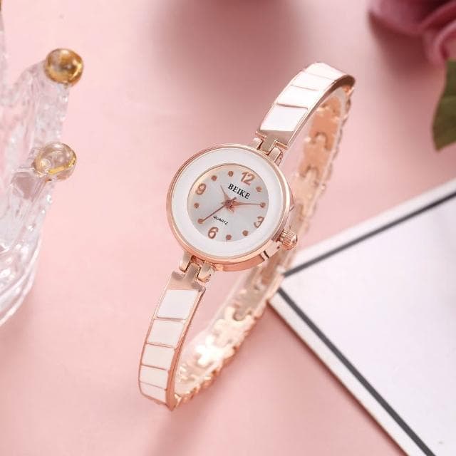 手錶女2025新款女款學生簡約石英錶高顏值ins風小巧精緻女士瑞士錶國高中生光動能腕錶氣質小眾女用手錶輕奢高級感精工錶