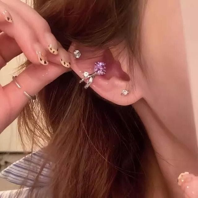 耳環小燈泡閃锆耳骨夾無耳洞耳夾獨特絕美高級感輕奢氣質耳飾女耳環 過敏看不膩超閃耳環耳飾飾品不褪色百搭禮物輕盈精緻輕奢高級