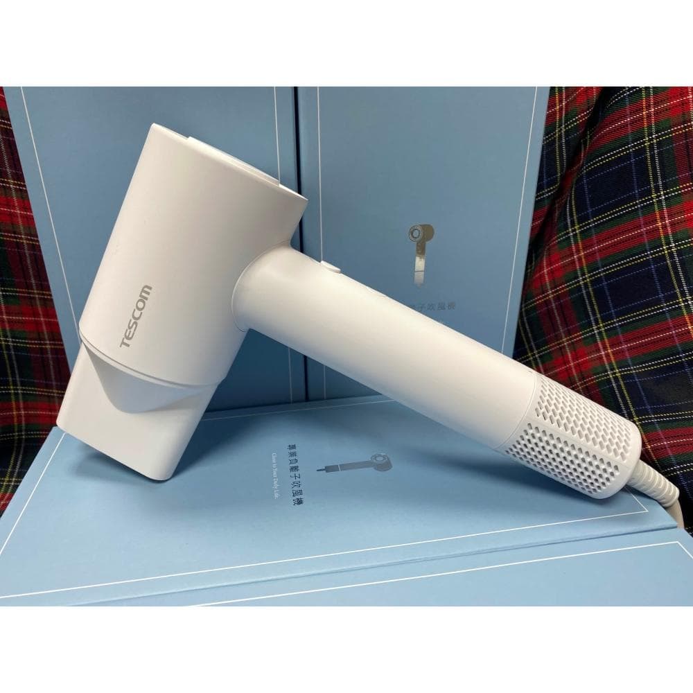 【TESCOM】 TESCOM 專業負離子吹風機TD760TW 雲朵白 日本減法美學