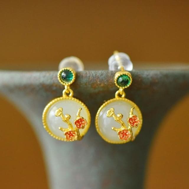 【MoonDy】梅花耳環 白玉飾品 耳釘耳環 純銀耳環 吊墜耳環 和田玉飾品 女生飾品 天然玉石 復古耳飾