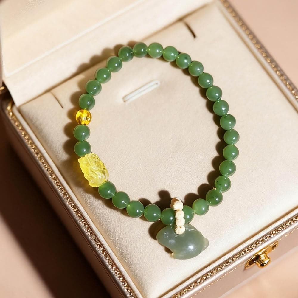 【Paiya 派亞】天然6MM和田玉碧玉小兔子蜜蠟貔貅金珀手鏈手串