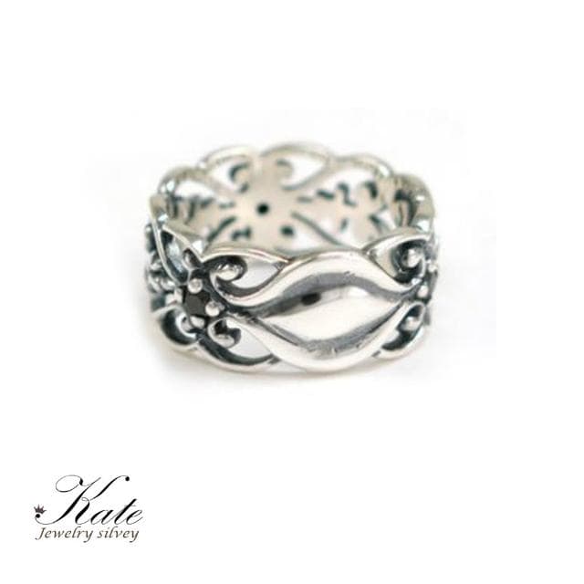 【KATE】銀飾 日系設計鳶尾花鏤空愛心純銀戒指 鳶尾花 鑲黑鑽 古典個性 做工精緻 生日禮物 情人禮物