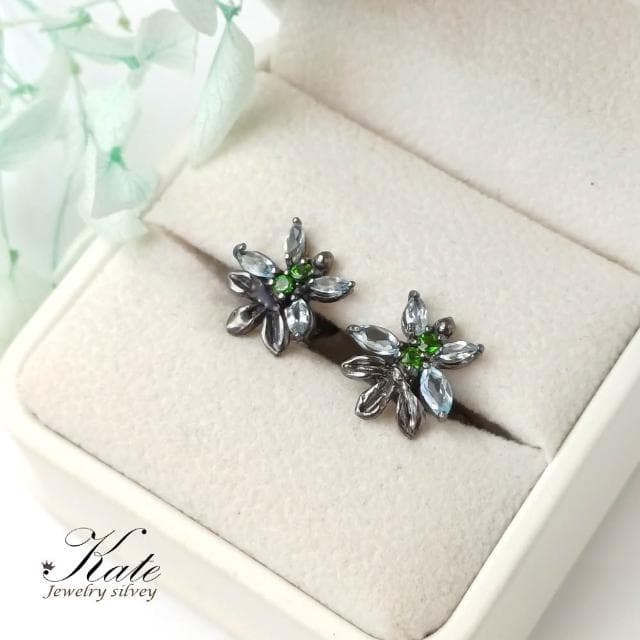 【KATE】銀飾 古典花朵天然拓帕石沙佛萊純銀耳環 手工耳環 針式耳環 拓帕石耳環 手工珠寶款 11月生日石 生日禮物 情人禮物