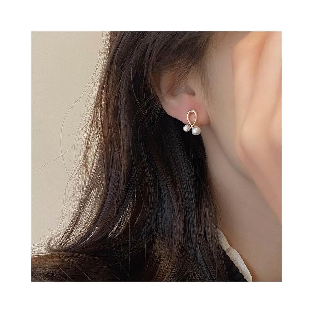 耳環女仿珍珠耳釘女輕奢高級小眾設計感氣質新款簡約耳飾珍珠耳環耳釘耳飾女生耳環法式耳環流行百搭耳釘生日禮物貼耳耳環