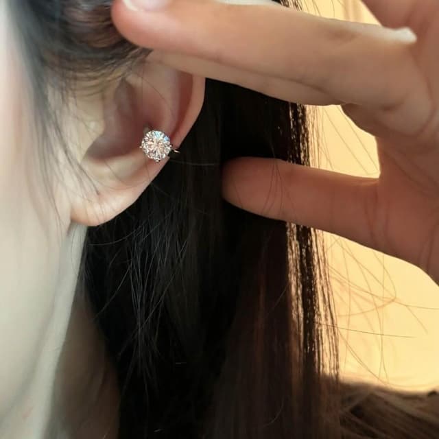 耳環爆閃锆石耳夾女日常通勤小眾百搭氣質無耳洞耳骨夾高級感輕奢飾品耳環耳釘耳飾女生耳環法式耳環流行百搭耳釘生日禮物貼耳耳環