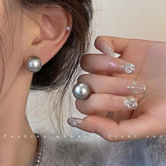 耳環仿銀針灰色系珍珠耳釘女~輕奢新款簡約氣質耳釘個性耳飾品耳環耳釘耳飾女生耳環法式耳環流行百搭耳釘生日禮物貼耳耳環
