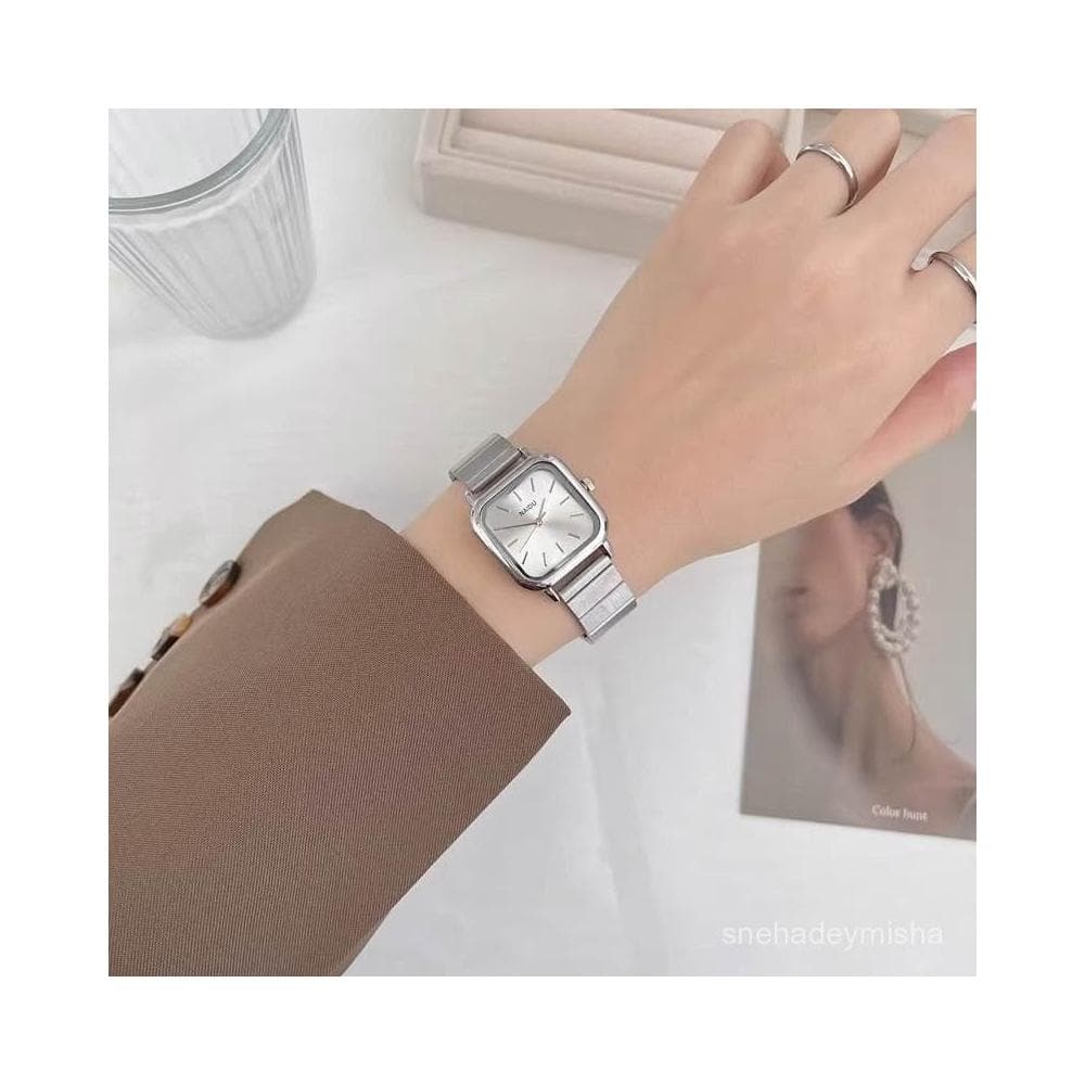 小李甄選  手錶女正品簡約小衆氣質高級感精緻學生韓版職場輕奢高級顯白女錶