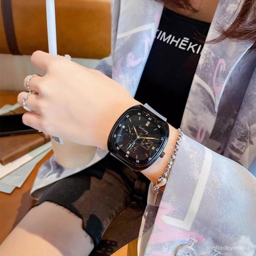 小李甄選  小衆方形硅膠女士手錶學生高顔值潮流休閒百搭運動高級感氣質女錶