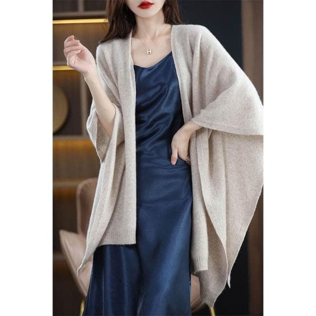 比比優精選 新款羊毛大披肩圍巾女兩用風秋冬新款背心坎肩外搭開衫鬥篷