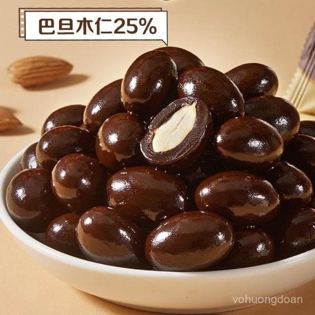 心心相印 憨豆熊巴旦木夾心黑巧克力540g袋裝純可可脂堅果爆款網紅休閒零食