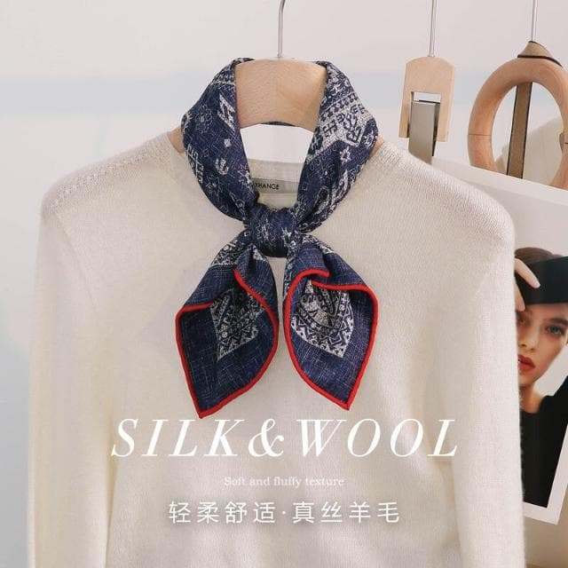 比比優 藏青色真絲絲巾女5新秋季冬羊毛小方巾羊絨圍巾藍色薄系脖