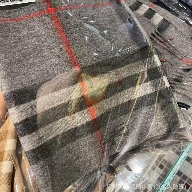 好夢想精品館  秋冬25新款羊毛格子羊絨圍巾女百搭男女披肩兩用外搭情侶圍脖