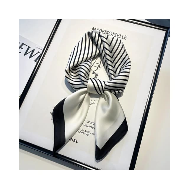 🎗飾間首飾鋪 黑白條紋小方巾絲巾女頭巾髮帶髮飾飾品春秋搭配襯衫職業裝飾護頸圍脖子薄圍巾配飾