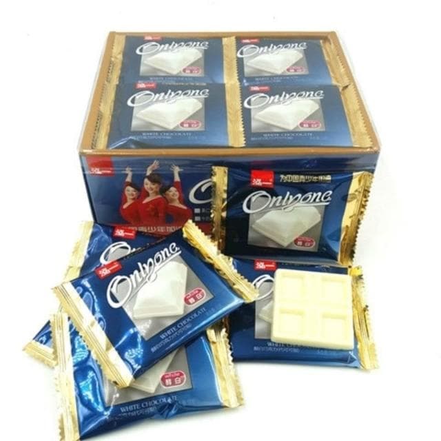 心心相印 泓一巧克力醇黑醇白方形巧克力送女友送禮情人節生日禮物零食小喫