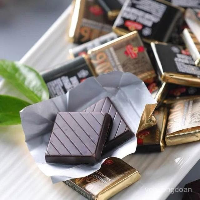 心心相印 【純可可脂】俄羅斯斯巴達克迷你72%90黑巧克力休閒進口網紅食品