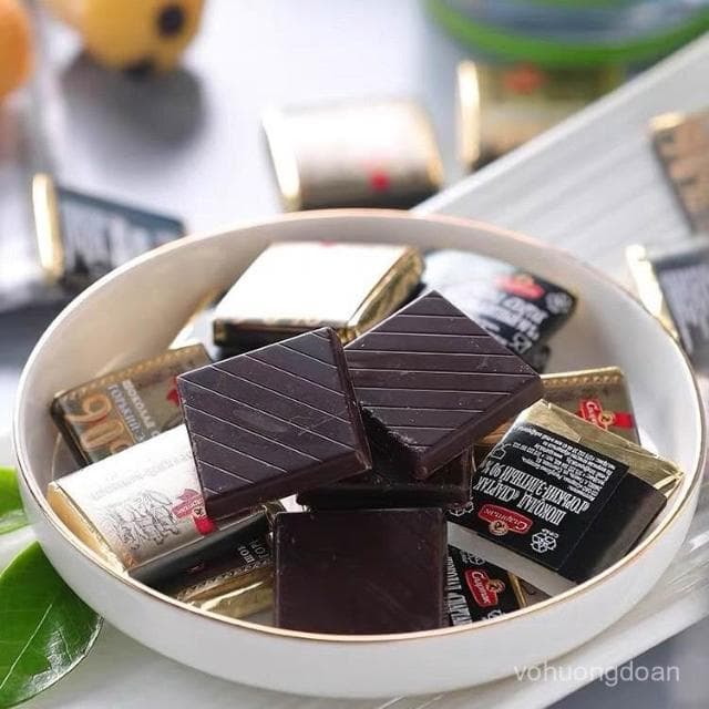 心心相印 【純可可脂】俄羅斯斯巴達克迷你72%90黑巧克力休閒進口網紅食品