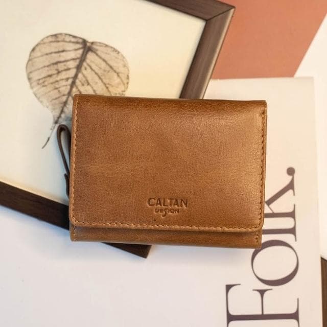 【CALTAN】CALTAN DESIGN | 極致輕巧收納零錢短夾 075021 五色(真皮 中夾 皮夾 錢包 招財 母錢包)