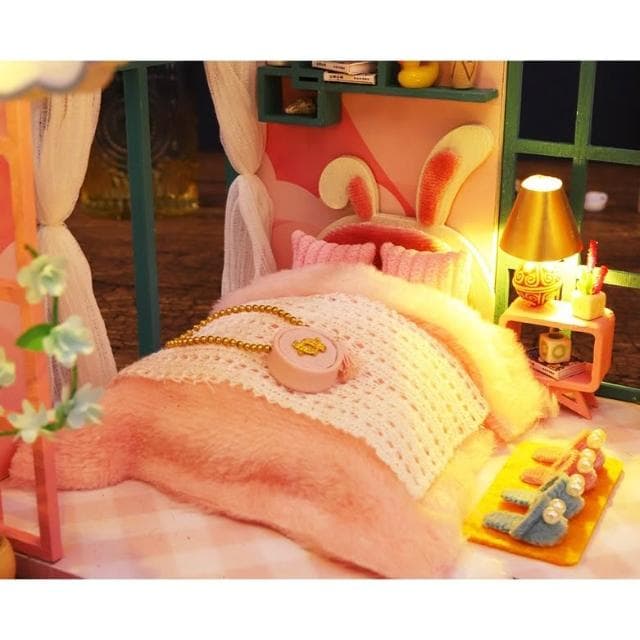 大旺小舖:DIY小屋花間夢境 袖珍屋娃娃屋材料包 生日結婚母親節情人節聖誕交換禮物 台北現貨