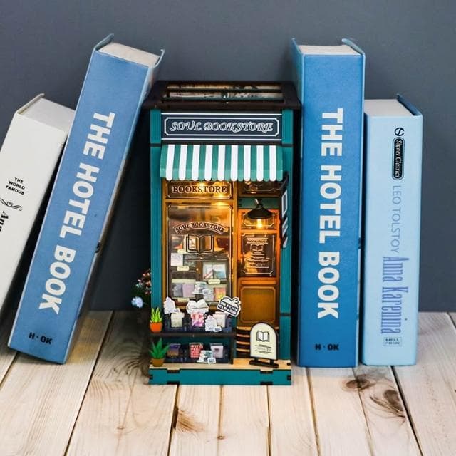 大旺小舖:書立DIY小屋靈魂書店 袖珍屋娃娃屋材料包 生日結婚母親節情人節聖誕交換禮物 實體店面