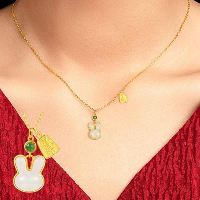 【LEESA】和田玉\玉兔\飾品\鎖骨項鍊\項鍊\S925純銀項鍊\項鍊女\不過敏\不褪色\婚禮禮物\可愛項鍊