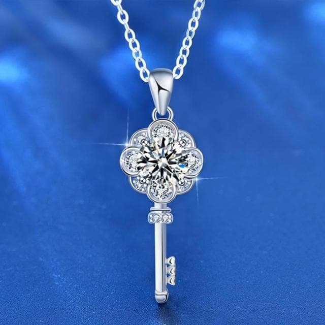 【LEESA】鎖骨項鍊\鑰匙項鍊\小花項鍊\莫桑石項鍊\高級飾品\情侶禮物\氣質項鍊\閨蜜項鍊\韓國項鍊