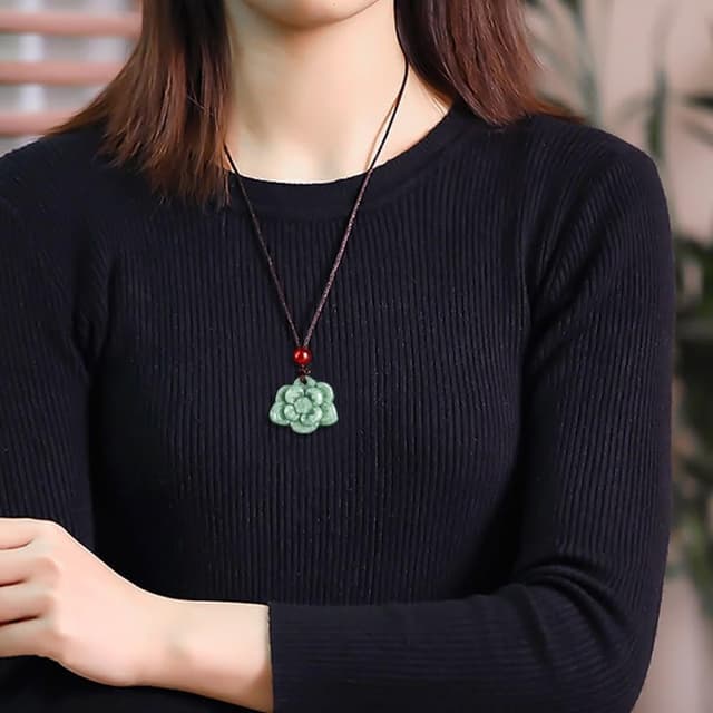 【LEESA】玉項鍊\蓮花座\玉石項鍊\翡翠項鍊\蓮花吊飾\禮物\吊墜\玉墜\配飾\招財納福\保平安\新中式\百搭飾品