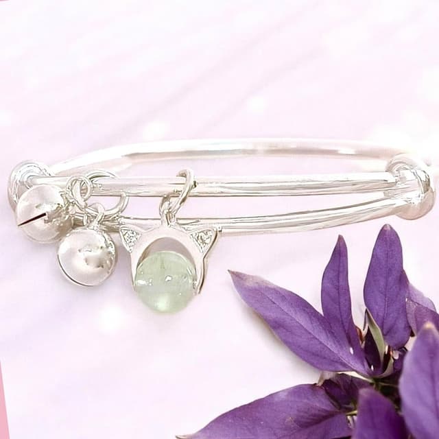 【珠兒綠】999純銀小貓葡萄石搖鈴手鐲 嬰兒|兒童|成人尺寸 純銀手鐲 彌月禮物 周歲禮物 新年禮物