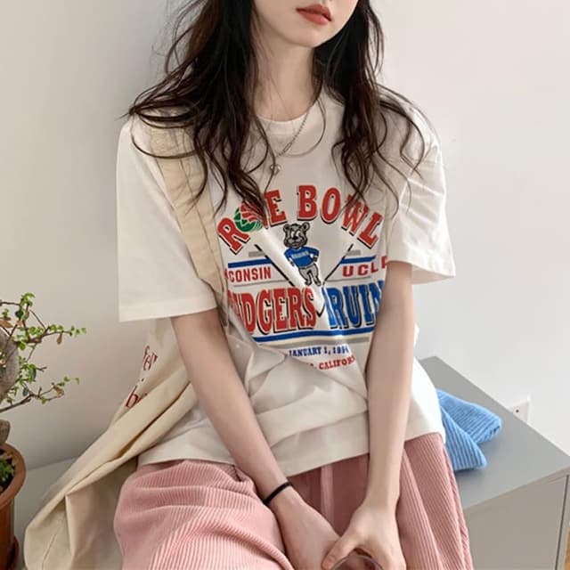 【MoonDy】衣服 上衣 短t 寬鬆 卡通上衣 短袖T恤 女短T 設計感上衣 美式短t 純棉上衣 白色短袖 落肩上衣 生日禮物