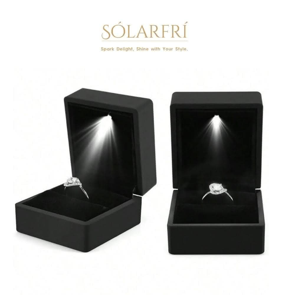【SOLARFRi】LED燈鑽方型戒指盒首飾盒珠寶盒 優雅氣質感求婚 訂婚 生日 情人節 七夕 女朋友 老婆 禮物 多色款