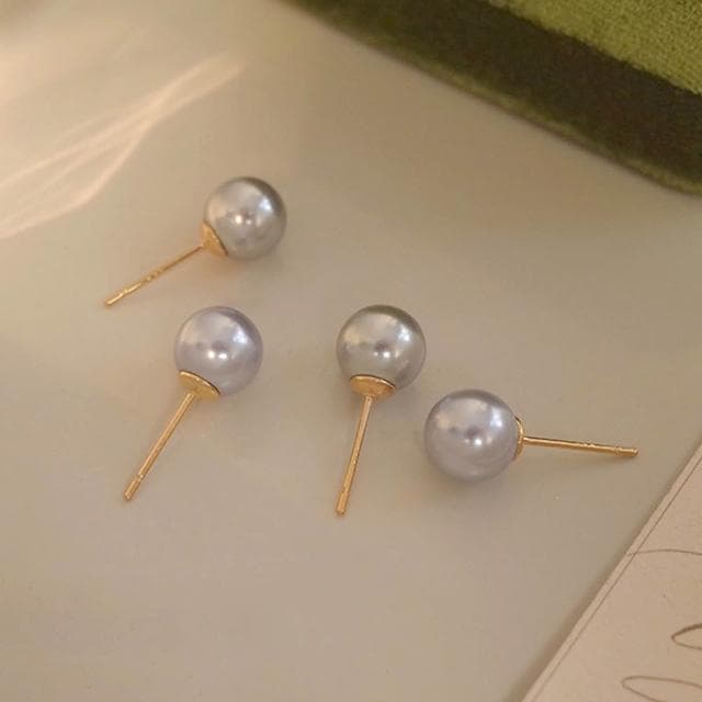 【LEEHER】耳環/灰珍珠/個性耳釘/耳針/銀色耳環/珍珠耳釘/高級感/冷淡風/耳飾/生日禮物/純銀耳環/女生耳環/小眾設計/