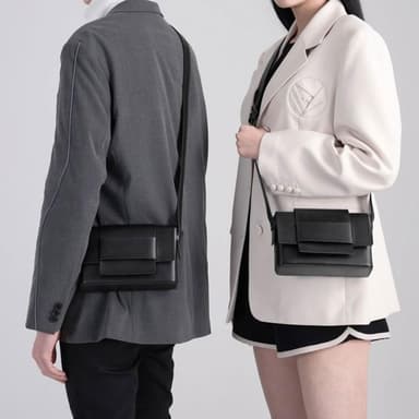 【LEEHER】軟皮包包/個性包包/包包/小方包/男生包包/斜背包/情侶包包/高級感/女包包/隨身包包/小包包/攜便包/男生禮物