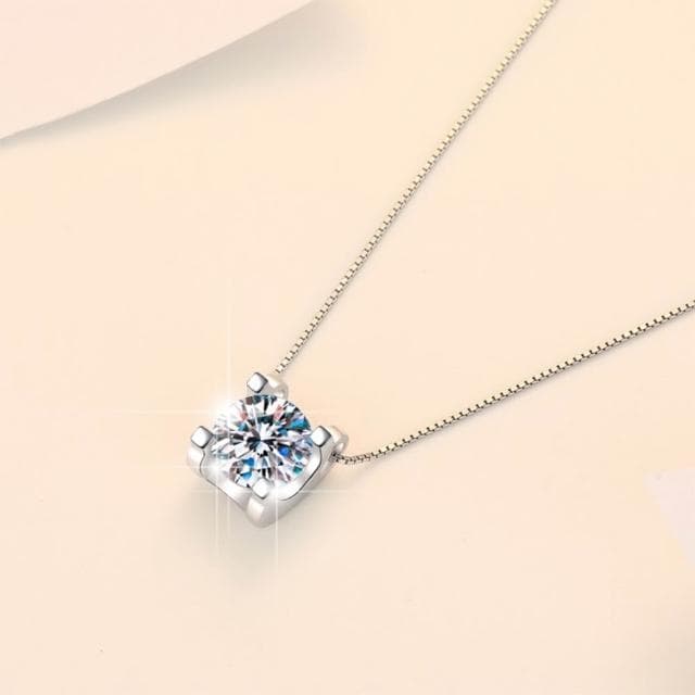 【LEEHER】項鍊/銀飾/純銀項鍊/項鍊女/鑽石項鍊/莫桑鑽/生日禮物/高級感/飾品/s925銀/一克拉/吊墜/女生項鍊/鑽石