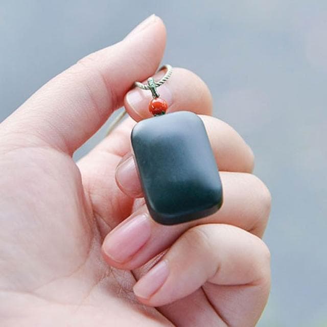 【LEEHER】和田玉/無事牌/玉石項鍊/送媽媽/項鍊/女生項鍊/飾品/墨玉/吊墜/吊飾/玉珮/吊墜/招財項鍊/保平安/生日禮物
