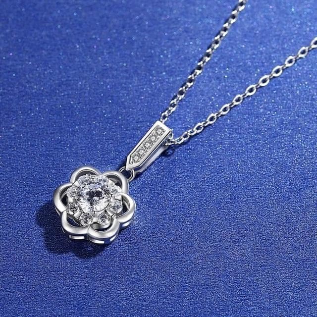 【米蘭精品】現貨+預購 莫桑鑽項鍊925純銀吊墜0.5克拉花朵鏤空聖誕節情人節生日禮物女飾品73yk34