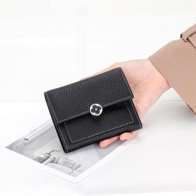 【達賀尊爵】真皮包頭層牛皮錢夾短款錢包女柔軟三折搭扣皮夾純皮小短夾達克公爵同款